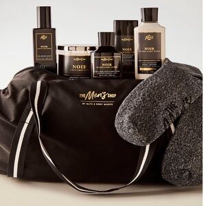Bath & Body Works Men's Noir 7-Piece Bundle
Gift Set
